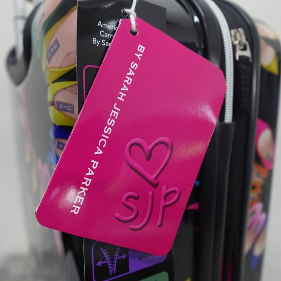 Sarah Jessica Parker Hardside Expandable Large Checked Spinner Suitcase - Picture 15 of 16